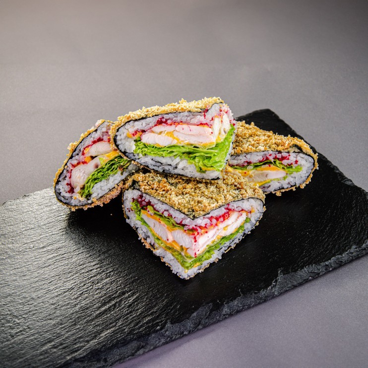 Суші бургер з куркою 🌶️